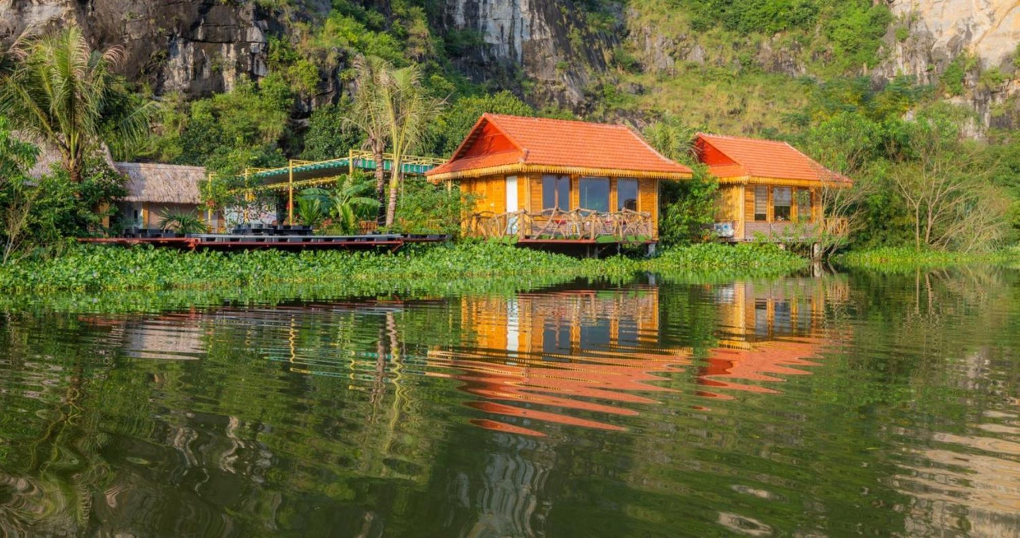Xuan Son Lakeside Bungalow Ninh Binh Exterior photo