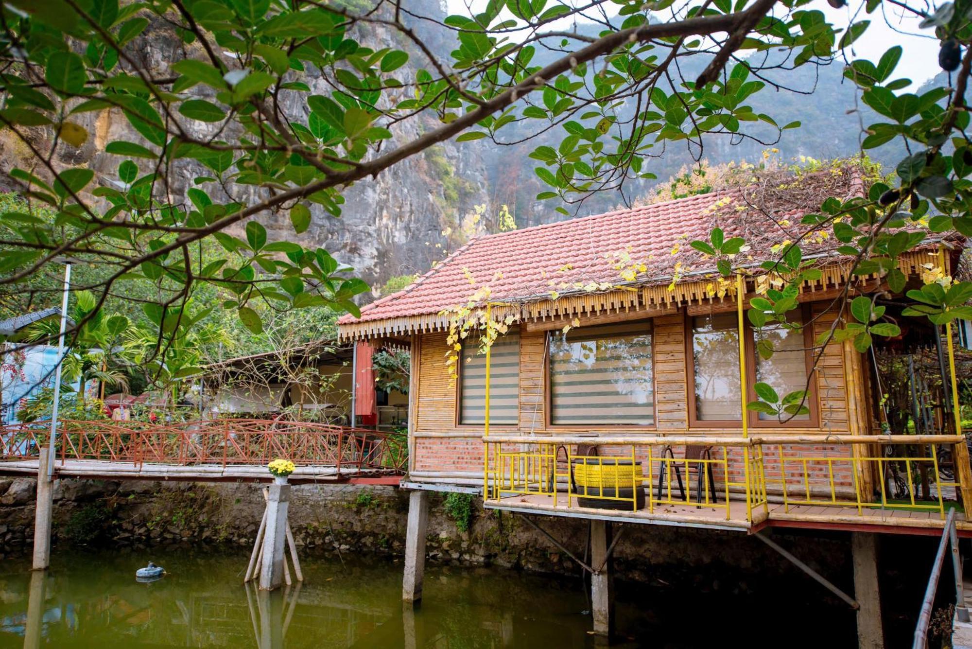 Xuan Son Lakeside Bungalow Ninh Binh Exterior photo